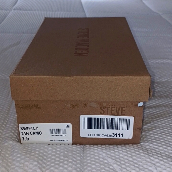 Steve Madden Women's Swiftly Skate Shoe, NEW IN BOX, Tan Camo - Picture 5 of 9
